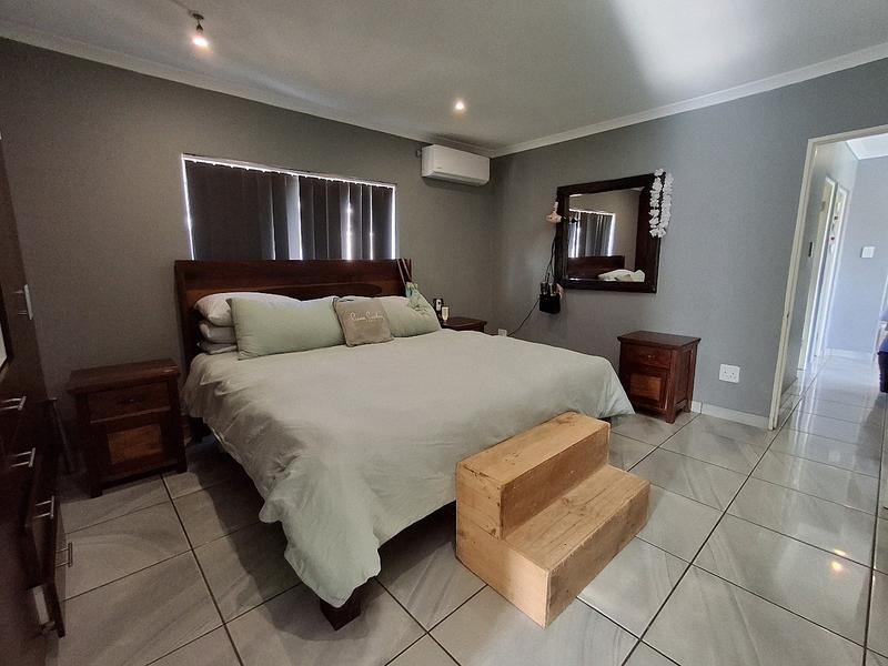3 Bedroom Property for Sale in Duyker Eiland Western Cape